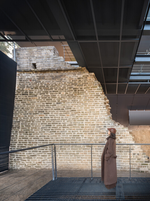 Jingzhou City Wall Archaeological Site Exhibition Pavilion / Qing Studio - Interior Photography, Stairs, Brick