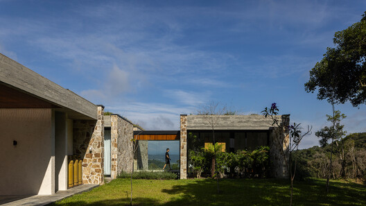 Casa Entre Acantilados / Marchetti Bonetti+ Casa Entre Acantilados / Marchetti Bonetti+ - Imagen 14 de 22