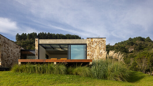 Casa Entre Acantilados / Marchetti Bonetti+ Casa Entre Acantilados / Marchetti Bonetti+ - Imagen 11 de 22