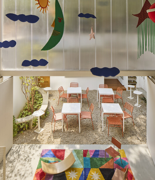 Cosmos House / Andréa Helou - Interior Photography, Chair