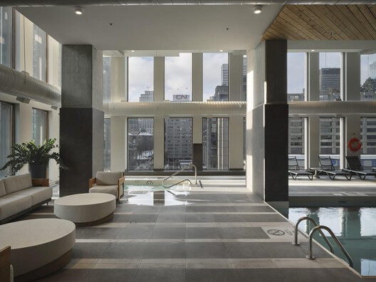 900 Saint-Jacques / Chevalier Morales Architectes 900 Saint-Jacques / Chevalier Morales Architectes - Interior Photography, Glass