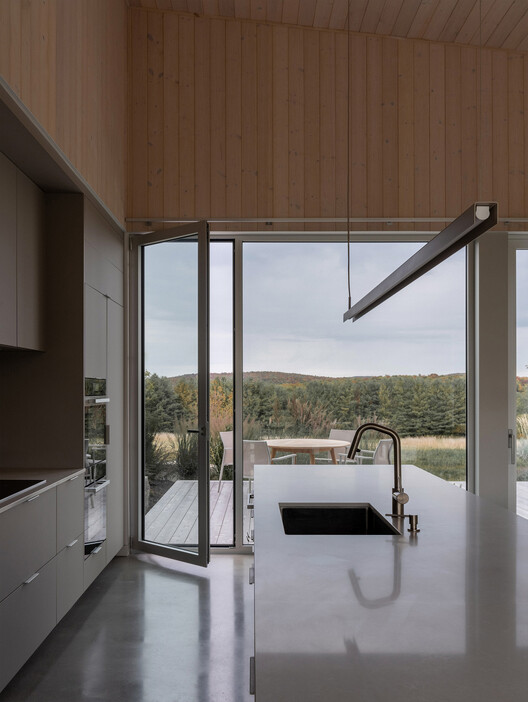 Le Fenil Residence / NatureHumaine - Interior Photography, Kitchen, Countertop, Chair