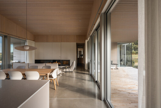 Le Fenil Residence / NatureHumaine - Interior Photography, Kitchen, Wood