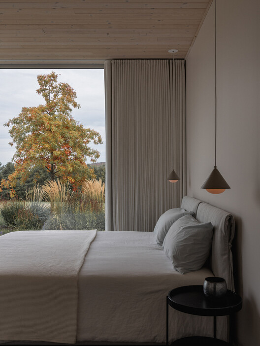 Le Fenil Residence / NatureHumaine - Interior Photography, Bedroom, Bed, Chair