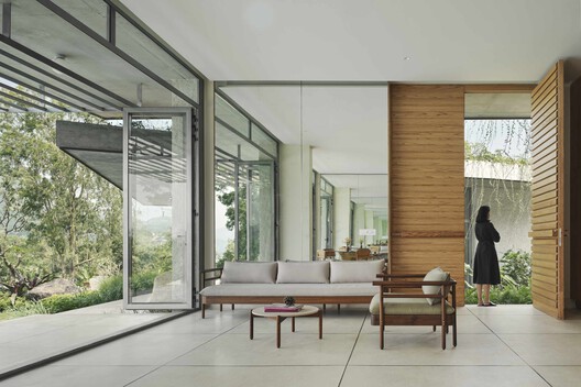 Lake House / Mazumdar Bravo Lake House / Mazumdar Bravo - Interior Photography, Living Room, Wood, Chair