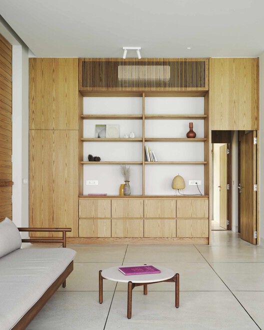 Lake House / Mazumdar Bravo Lake House / Mazumdar Bravo - Interior Photography, Wood, Lighting, Shelving, Door, Closet