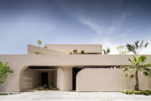 Shell House / Alhumaidhi Architects Shell House / Alhumaidhi Architects - Exterior Photography, Concrete