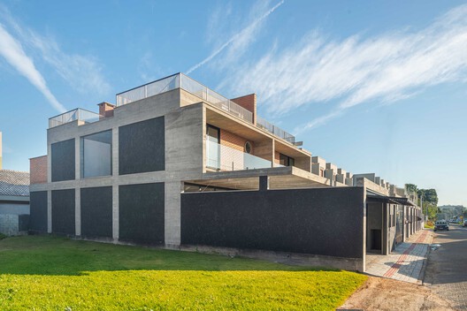 Casas TT / PJV Arquitetura - Fotografía exterior, Concreto