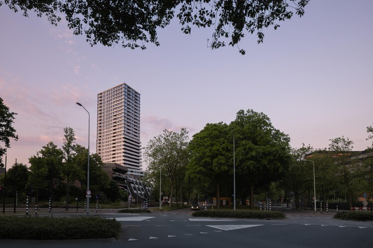 碉堡塔楼 / Powerhouse Company - 建筑图