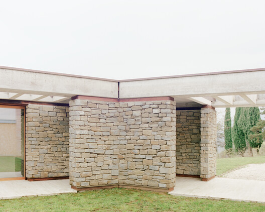 Effevu House  / ellevuelle architetti - Exterior Photography, Brick, Concrete, Column