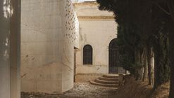 Panteón Requena / Belen Ilarri Studio
