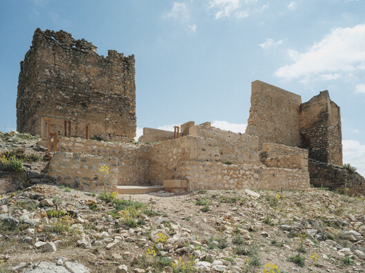 Chera Castle / Belen Ilarri Studio Chera Castle / Belen Ilarri Studio - Exterior Photography