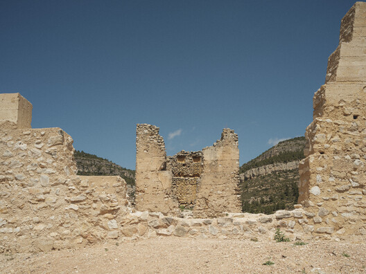 Chera Castle / Belen Ilarri Studio Chera Castle / Belen Ilarri Studio - Image 1 of 30