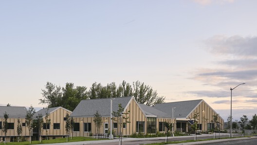 École de l’Étincelle – Lab École Saguenay / Agence Spatiale - Exterior Photography