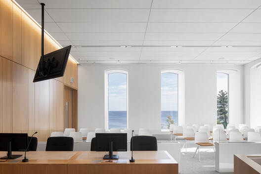 Roberval Courthouse / Groupe A - Interior Photography, Chair