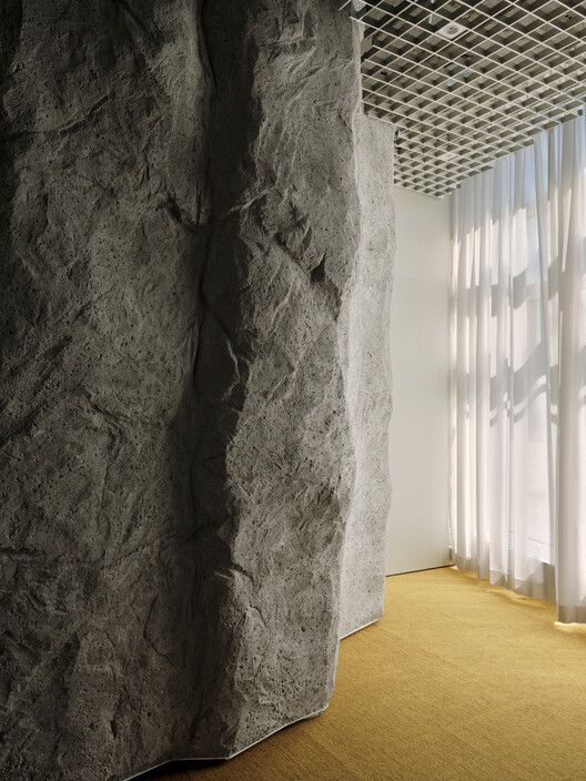 The Future Office - Holcim HQ / Beyond Space + Fritschi Beis Architektur The Future Office - Holcim HQ / Beyond Space + Fritschi Beis Architektur - Image 16 of 22