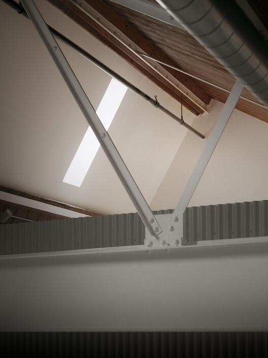 Dollhouse Loft / StudioAC - Image 16 of 24