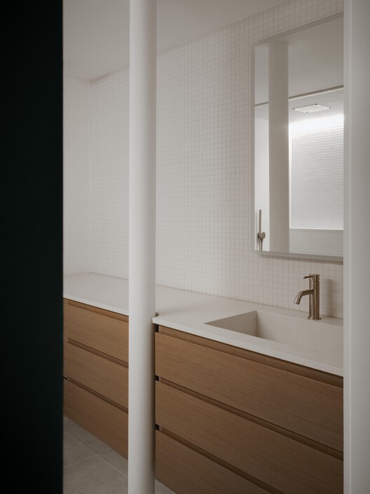 Dollhouse Loft / StudioAC - Interior Photography, Bathroom, Glass