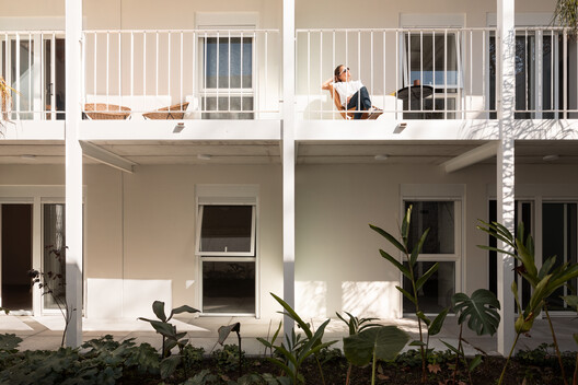 Jardines del Cordón Housing / Ramos Rey Arquitectos Jardines del Cordón Housing / Ramos Rey Arquitectos - Interior Photography, Kitchen, Balcony