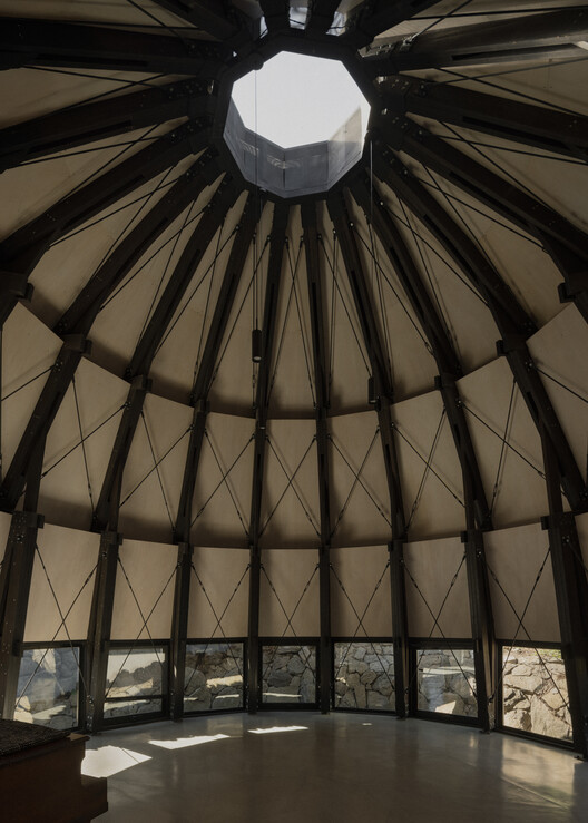 Pavilion in Durazno / Nicolás Oks - Interior Photography, Glass