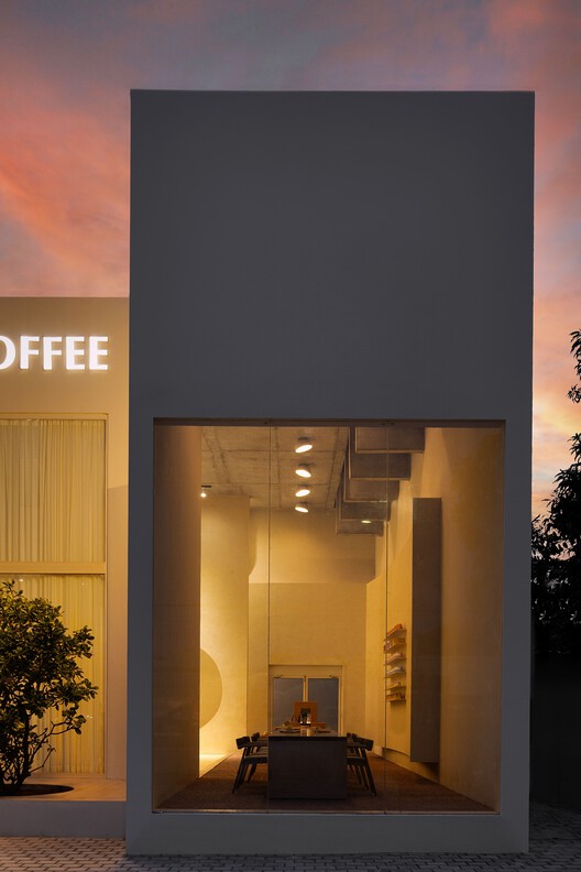 Eventide Coffee / Billboards - Interior Photography, Door, Concrete