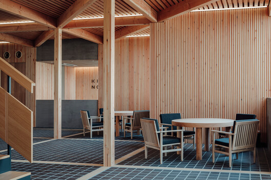 KItoNOKO – NIKKO HOME Group Hiroshima Office / ure LLC KItoNOKO – NIKKO HOME Group Hiroshima Office / ure LLC - Interior Photography, Wood, Beam