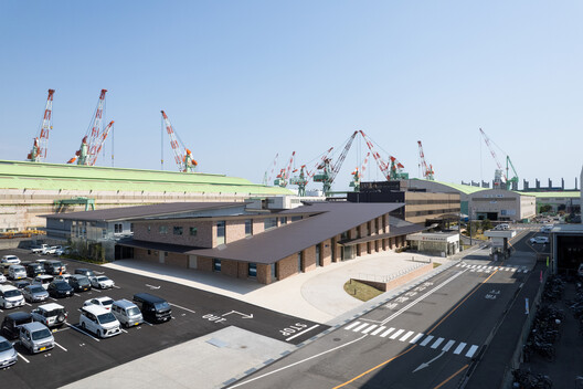 Imabari Shipbuilding Marugame Office / Yano Aoyama Architecture Design Imabari Shipbuilding Marugame Office / Yano Aoyama Architecture Design - Exterior Photography