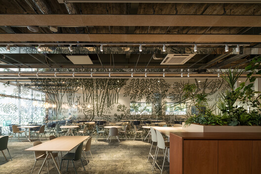 Imabari Shipbuilding Marugame Office / Yano Aoyama Architecture Design Imabari Shipbuilding Marugame Office / Yano Aoyama Architecture Design - Interior Photography, Chair