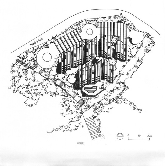 Beyond Imported Icons: Tao Ho and a Local Modernism for Hong Kong Beyond Imported Icons: Tao Ho and a Local Modernism for Hong Kong - Image 5 of 19