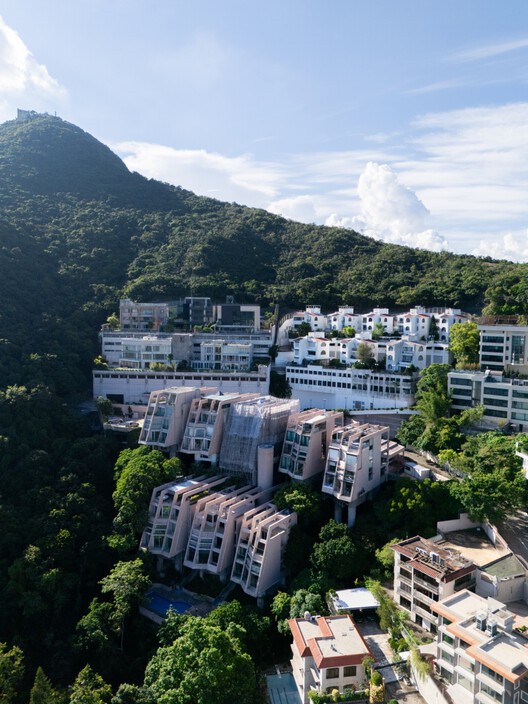 Beyond Imported Icons: Tao Ho and a Local Modernism for Hong Kong Beyond Imported Icons: Tao Ho and a Local Modernism for Hong Kong - Image 8 of 19