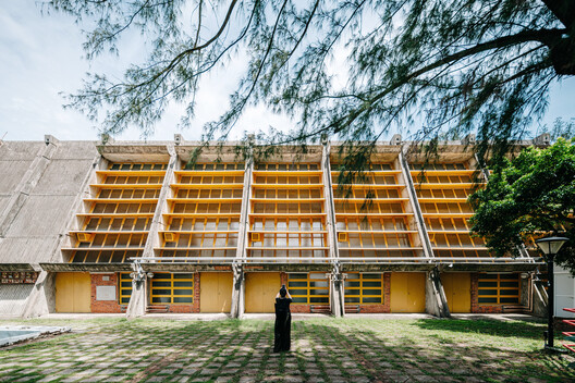 Beyond Imported Icons: Tao Ho and a Local Modernism for Hong Kong Beyond Imported Icons: Tao Ho and a Local Modernism for Hong Kong - Image 19 of 19