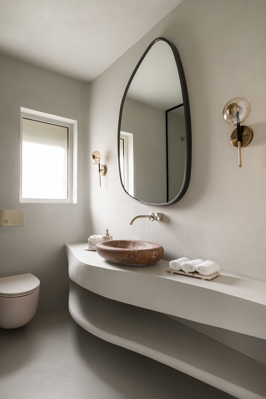 Beit Hawa / Badie Architects - Interior Photography, Bathroom, Lighting, Sink, Toilet