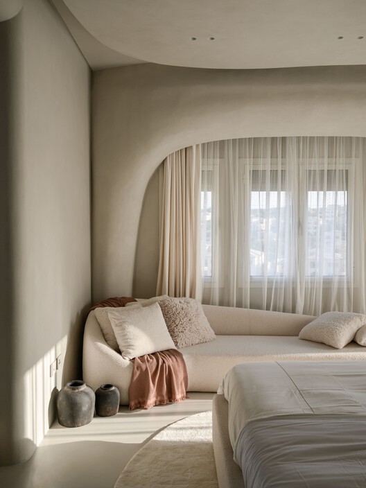 Beit Hawa / Badie Architects - Interior Photography, Bedroom, Bed, Lighting, Sofa