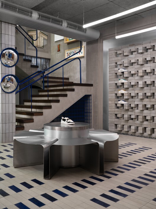 Gully Labs Sceaker Store / The Melange Studio - Interior Photography