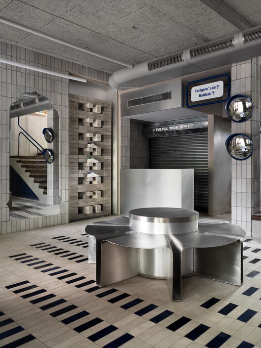 Gully Labs Sceaker Store / The Melange Studio - Interior Photography, Kitchen