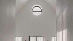 Lakeshore Barn House / NORM Architects