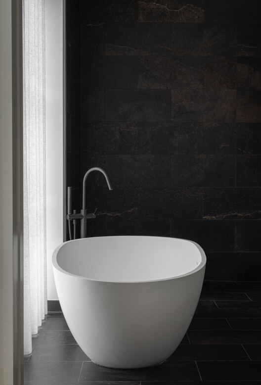 Lakeshore Barn House / NORM Architects - Interior Photography, Bathroom, Sink, Bathtub, Toilet