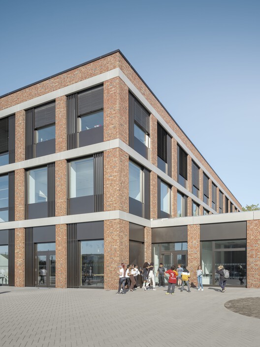 Three Schools - One Process / gmp Architects - Exterior Photography