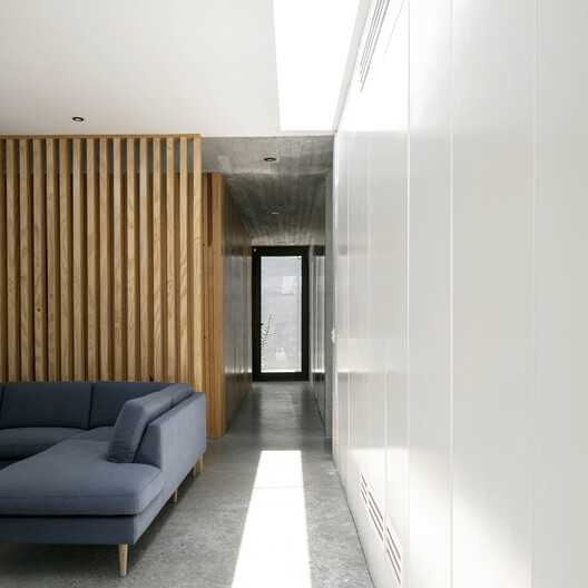 House in Santiago / S-AR - Interior Photography, Wood, Lighting, Glass