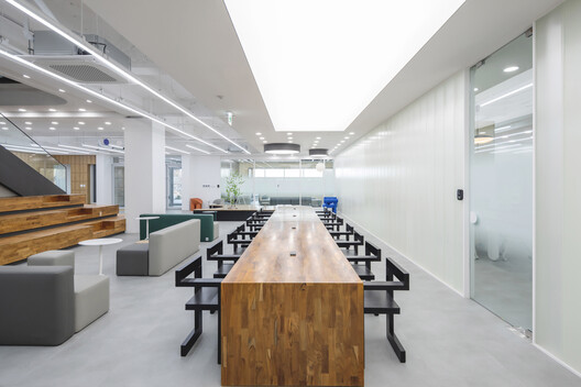 Uni Center / G/O Architecture - Interior Photography, Lighting, Glass, Chair