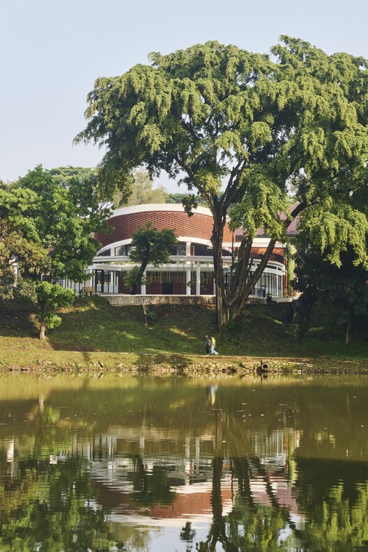 Al-Iqtishad Mushola / CREM Paragon x KIND - Exterior Photography, Garden