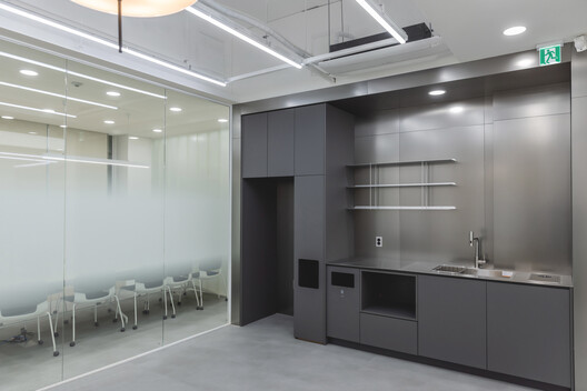 Uni Center / G/O Architecture - Interior Photography, Kitchen, Lighting, Glass, Chair