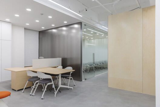 Uni Center / G/O Architecture - Interior Photography, Dining room, Chair, Lighting, Table, Glass