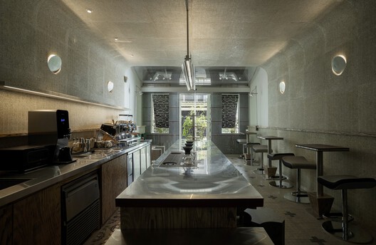 Everyday Heritage: 10 Vietnamese Coffee Shops Reviving Small-Scale Traditional Buildings Everyday Heritage: 10 Vietnamese Coffee Shops Reviving Small-Scale Traditional Buildings - Image 23 of 29