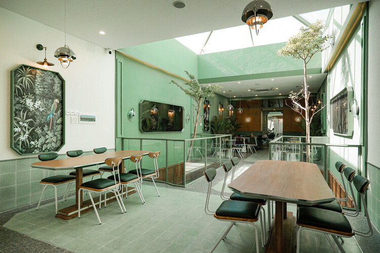 Everyday Heritage: 10 Vietnamese Coffee Shops Reviving Small-Scale Traditional Buildings - Image 12 of 29