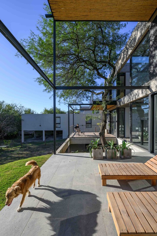 Two Walls House / SET Arq Two Walls House / SET Arq - Exterior Photography