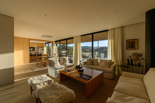 Two Walls House / SET Arq Two Walls House / SET Arq - Interior Photography, Wood, Sofa, Chair, Table