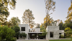 House in Avándaro / ESTUDIO Ignacio Urquiza Ana Paula de Alba