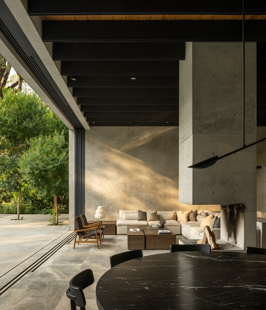 House in Avándaro / ESTUDIO Ignacio Urquiza Ana Paula de Alba - Interior Photography, Wood, Chair
