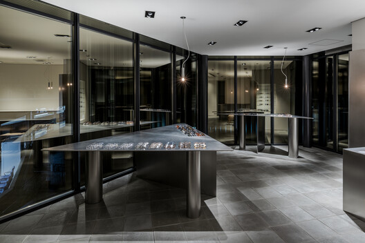 ASHIYA OPTICAL STORE / RID Co., Ltd. ASHIYA OPTICAL STORE / RID Co., Ltd. - Image 5 of 16